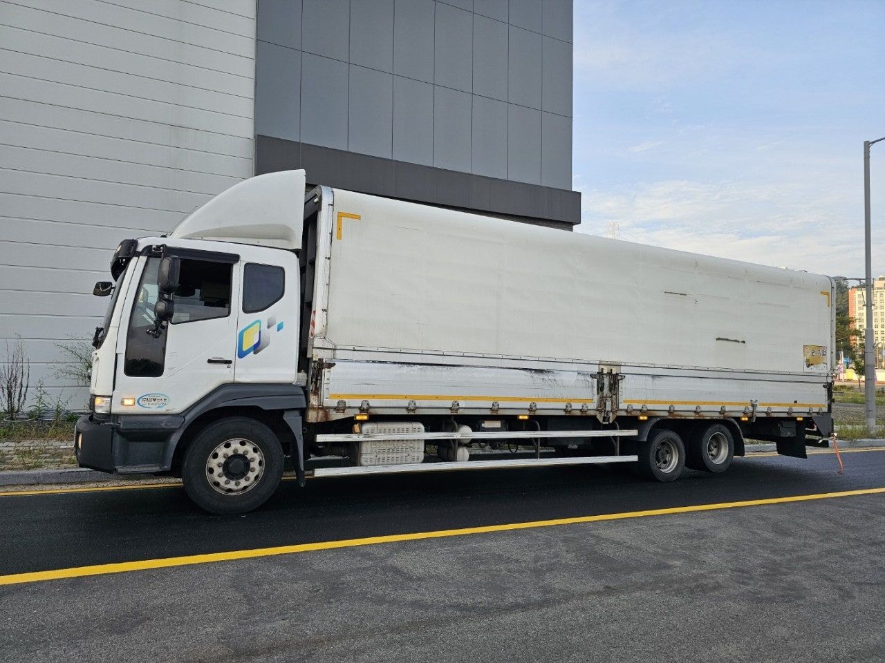 21년 대우 6.3톤 노부스 280 수동 후축 윙바디 9m80 중고트럭 윙바디
